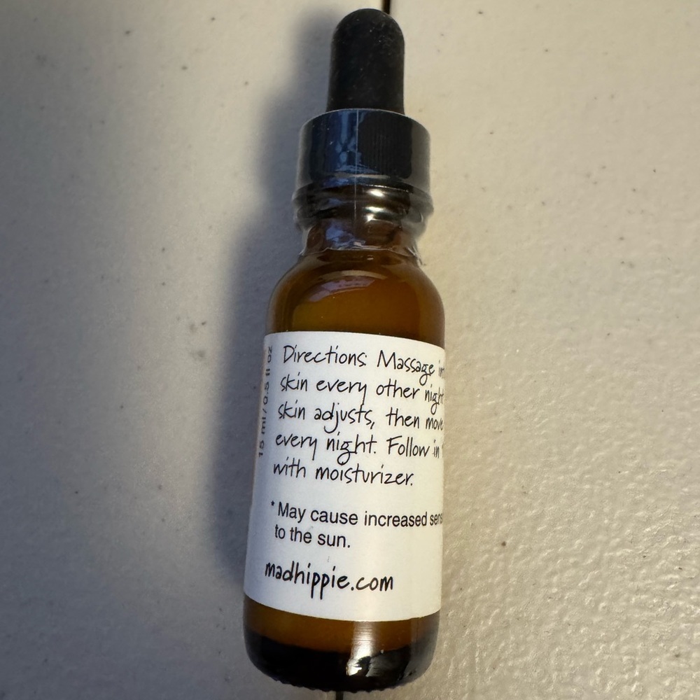 Mad Hippie Vitamin A Serum - Picture 3 of 6
